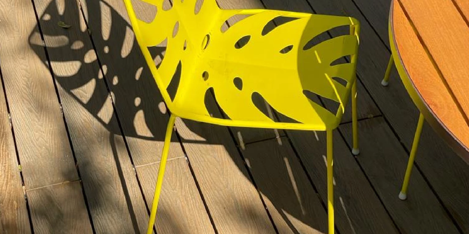 Outdoor decorations with arkodeck E