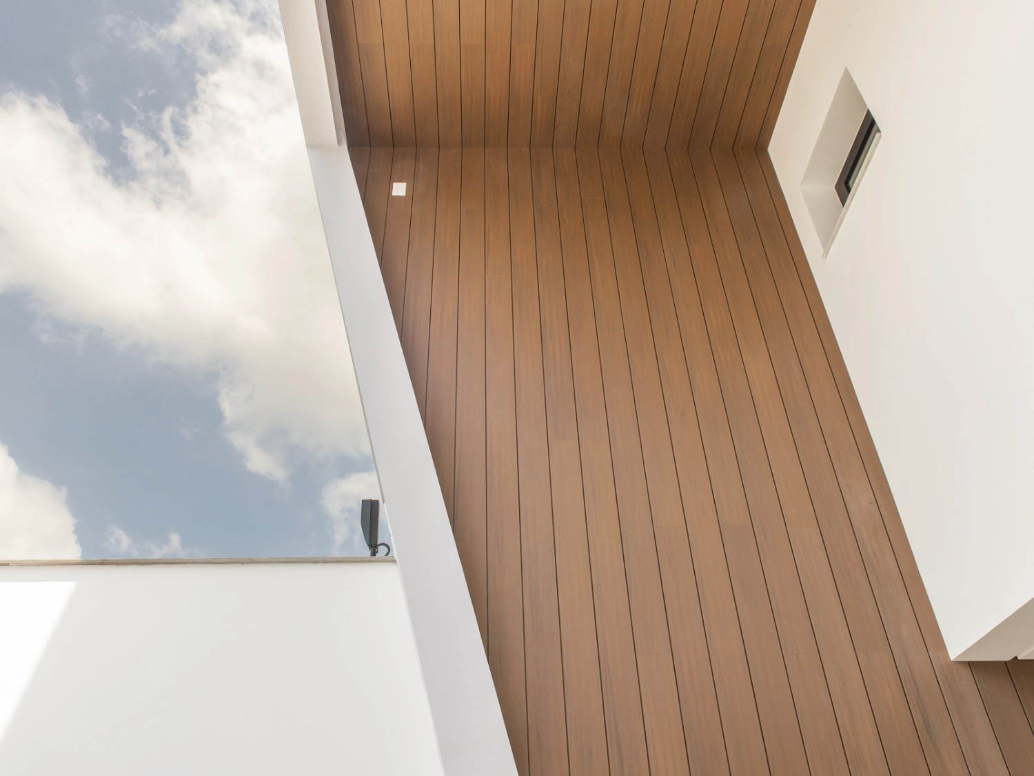 Arkowood EPL Modern House