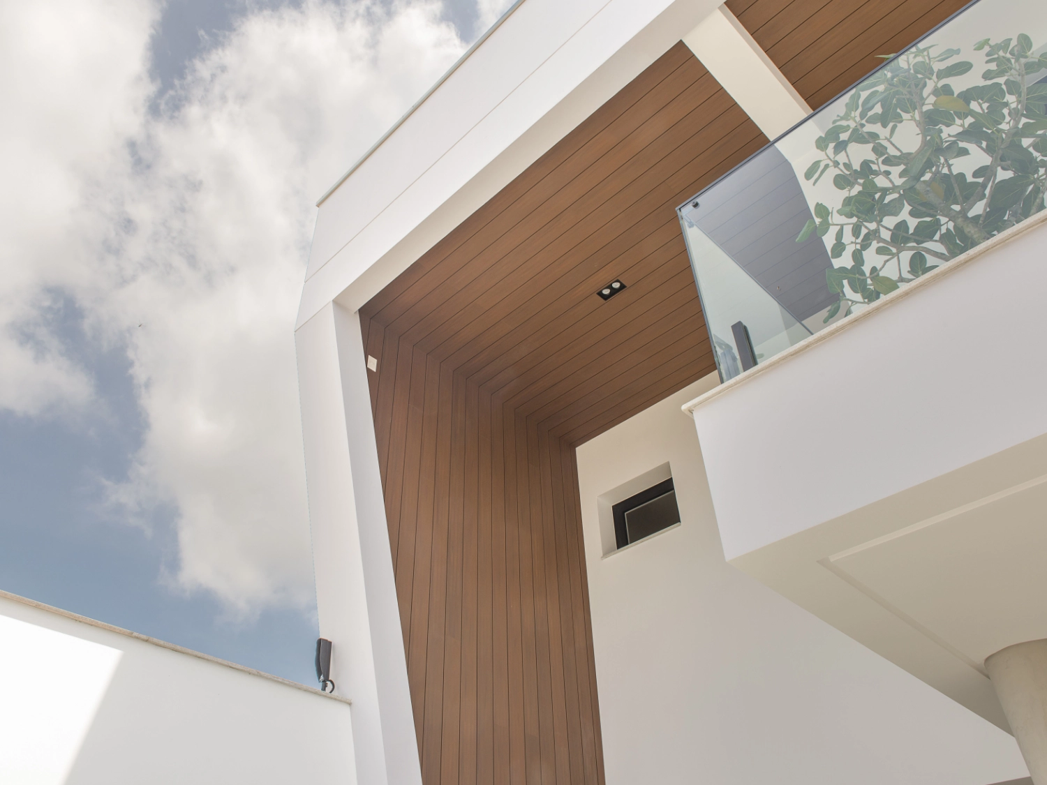 Arkowood EPL Modern House